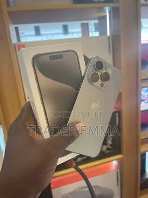 Apple iPhone 15 Pro 128 GB Silver