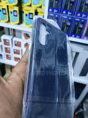 Flip Pouch