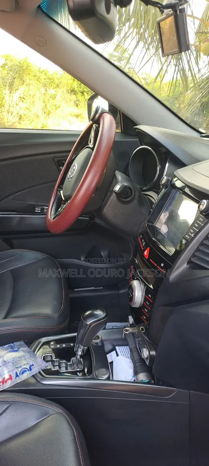 Car ( TIVOLI)