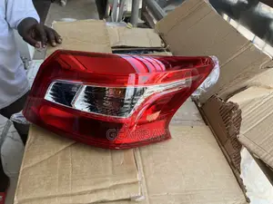Nissan Sentra 2016, 2017, 2018, 2019 Tail Light
