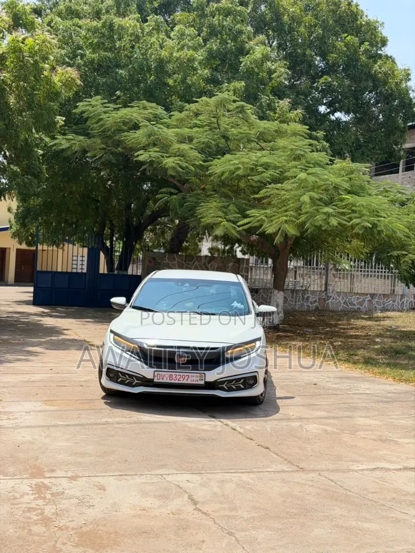 Honda Civic 2021 White