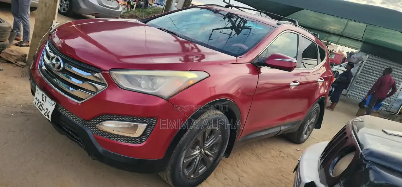 Hyundai Santa Fe 2013 Red