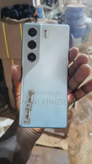 Tecno Camon 40 256 GB
