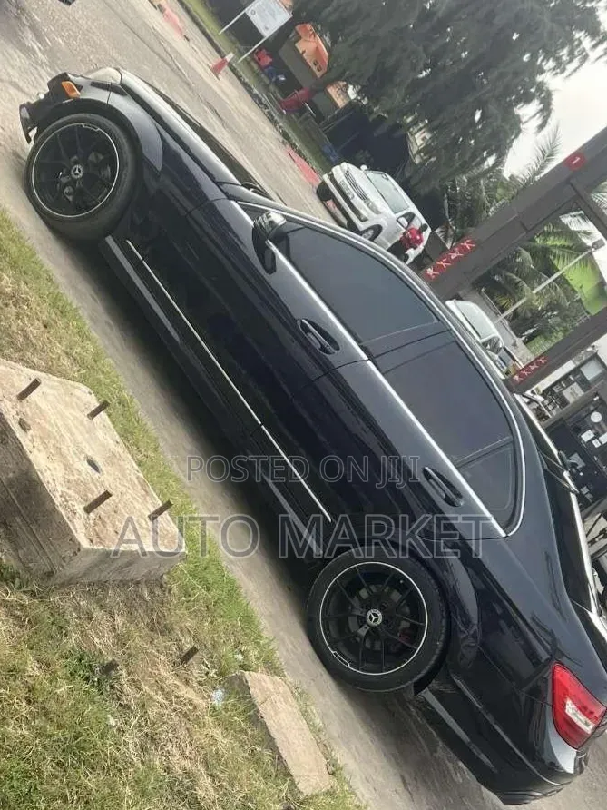 Mercedes-Benz C250 2013 Black