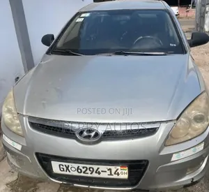 Hyundai Elantra Touring SE Automatic 2011 Silver
