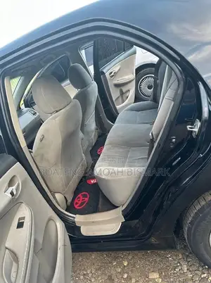 Toyota Corolla 2012 Black