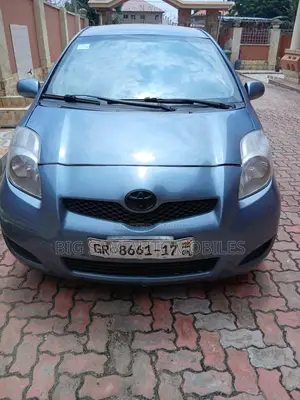 Toyota Yaris 2010 Blue