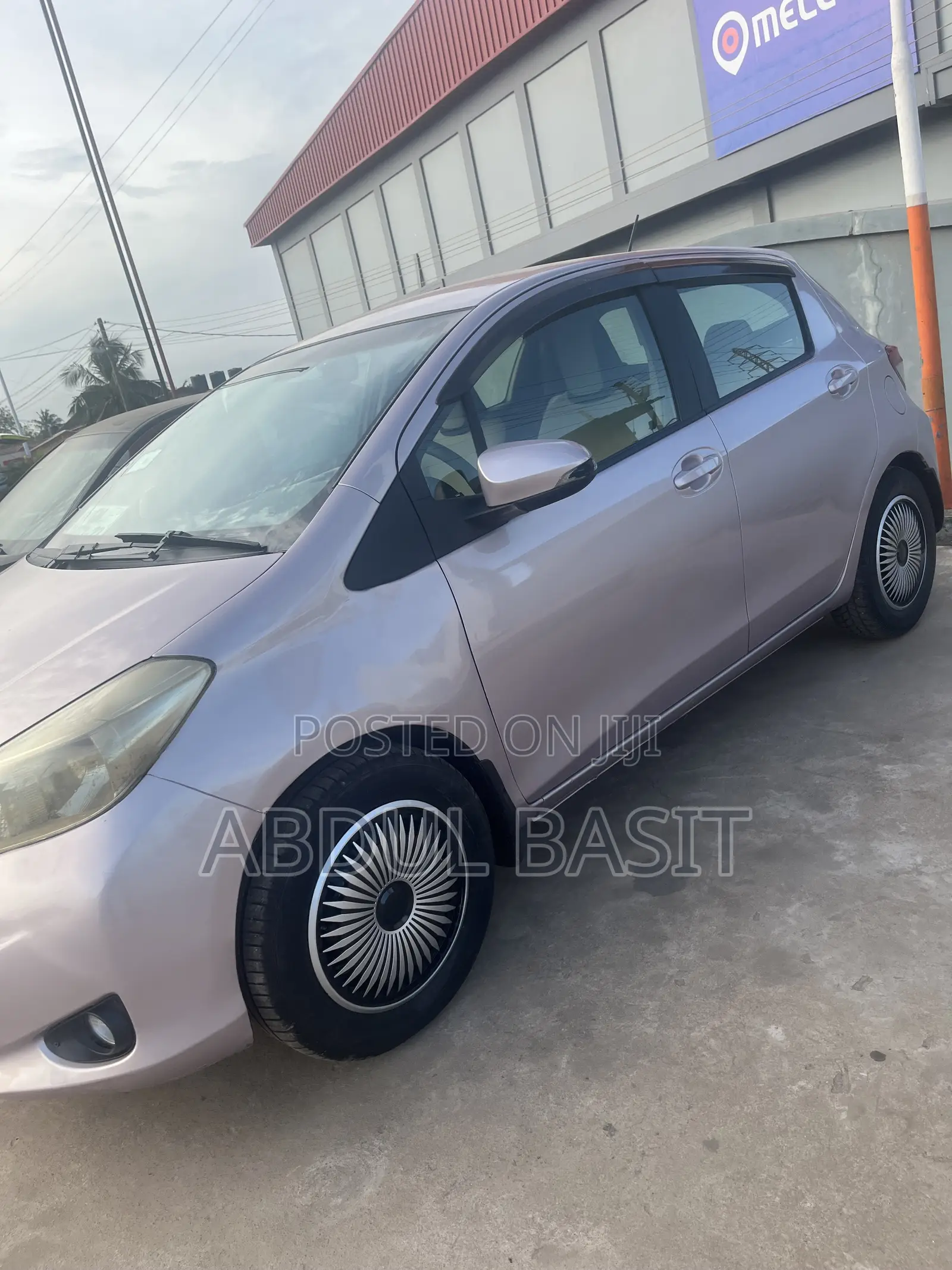 Toyota Vitz 2012 Pink