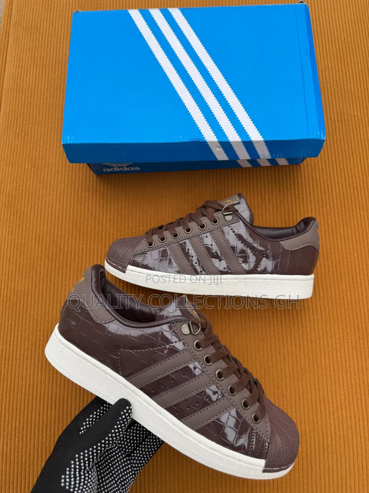 Adidas Superstar 11 in Colours