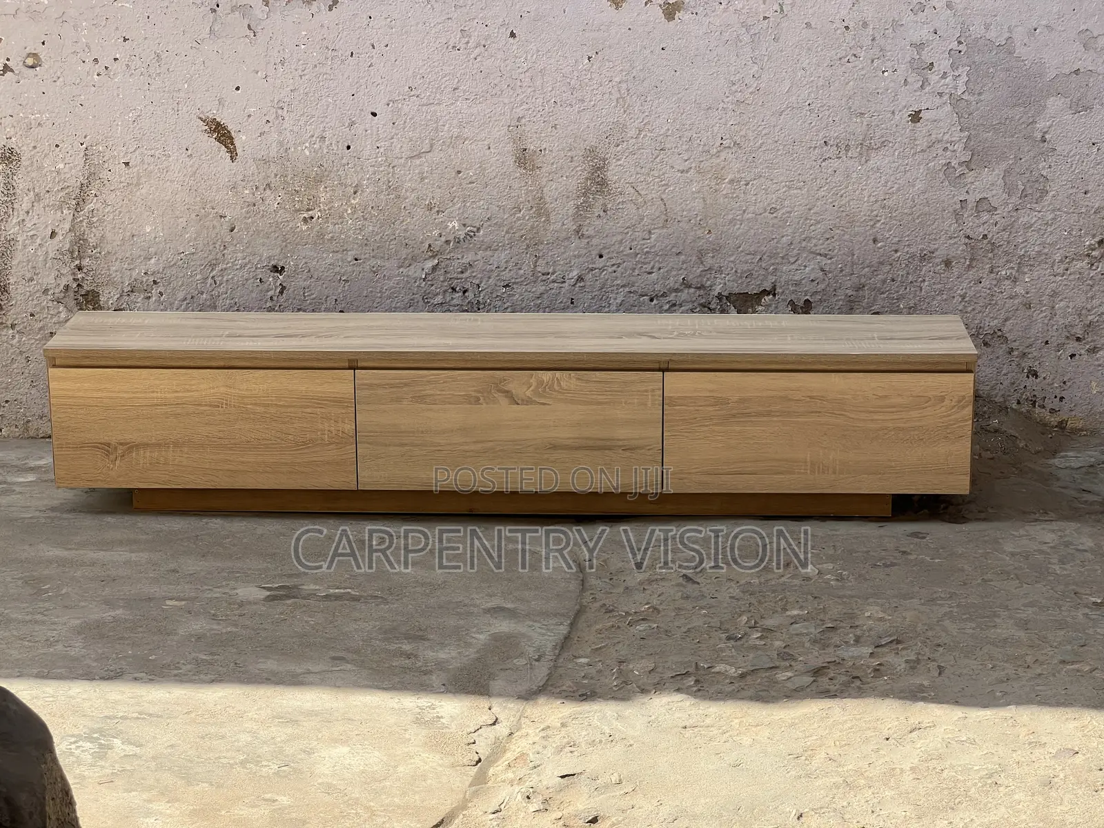 Laminated Boards, TV Stand 6 Feet