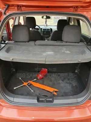 Chevrolet Sonic 2013 Orange
