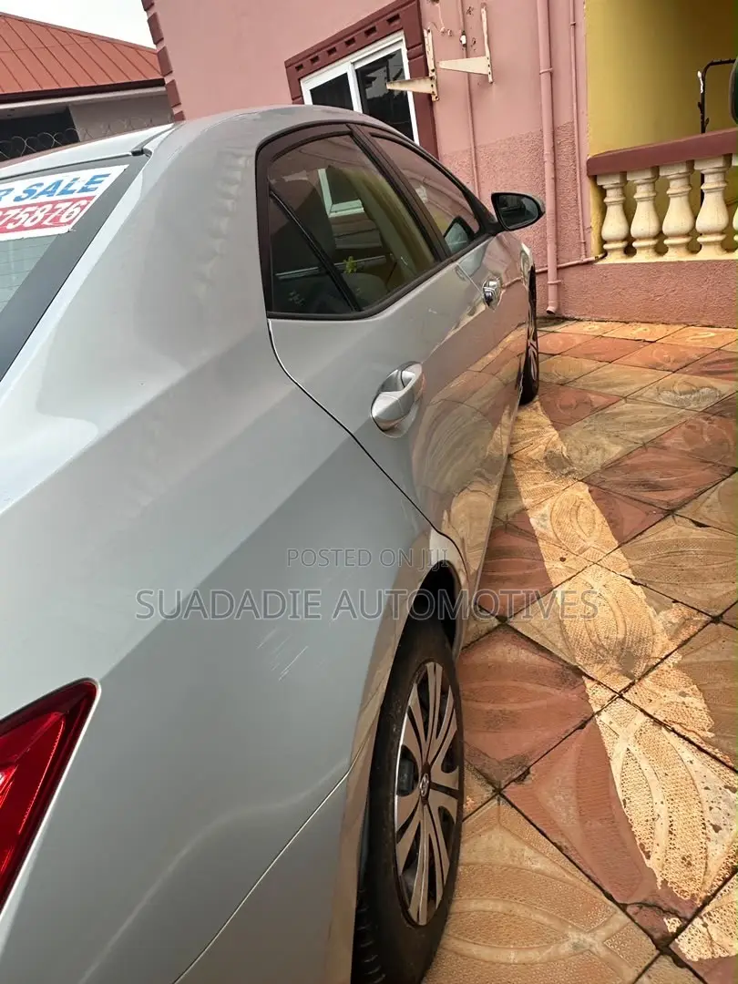 Toyota Corolla 2014 Silver