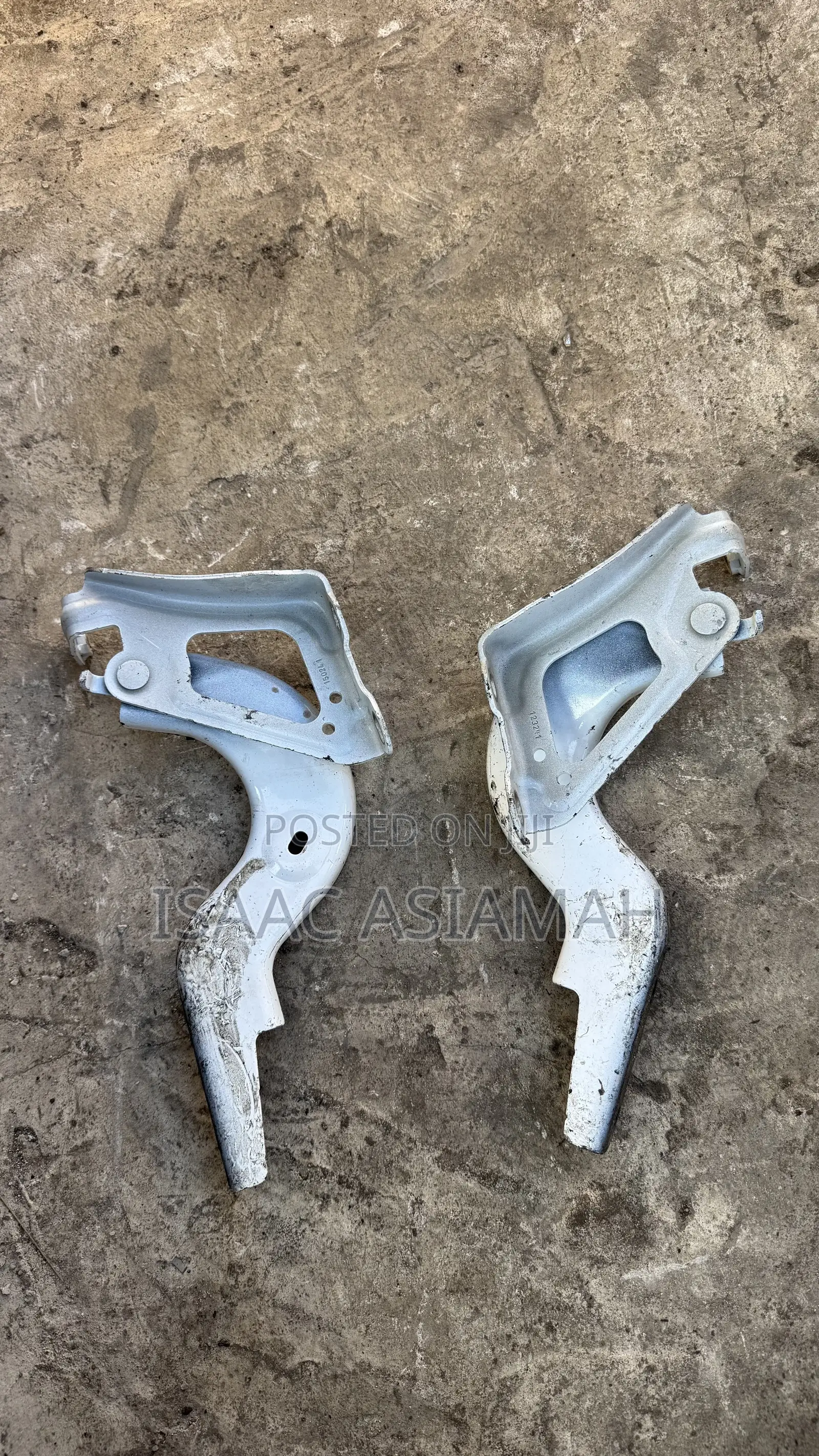 Toyota Tundra 2022,2023,2024,2025 Bonnet Hinge / Inches