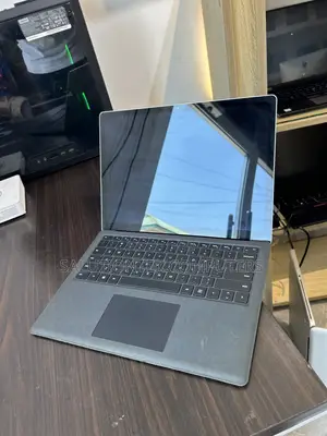 Laptop Microsoft Surface Laptop 2 8GB Intel Core i7 SSD 256GB