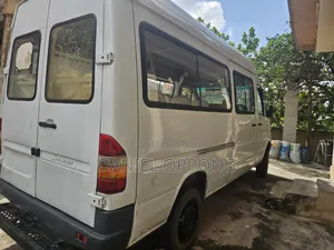 Mercedes-Benz Sprinter 2012 White