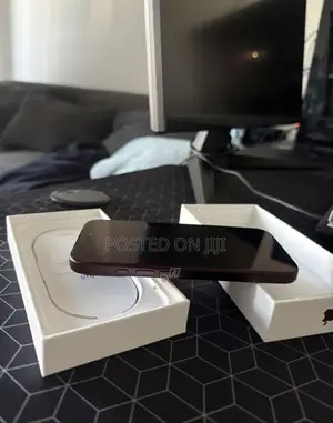New Apple iPhone 18 Pro Max 512 GB Red