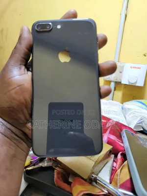 Apple iPhone 8 Plus 64 GB Black