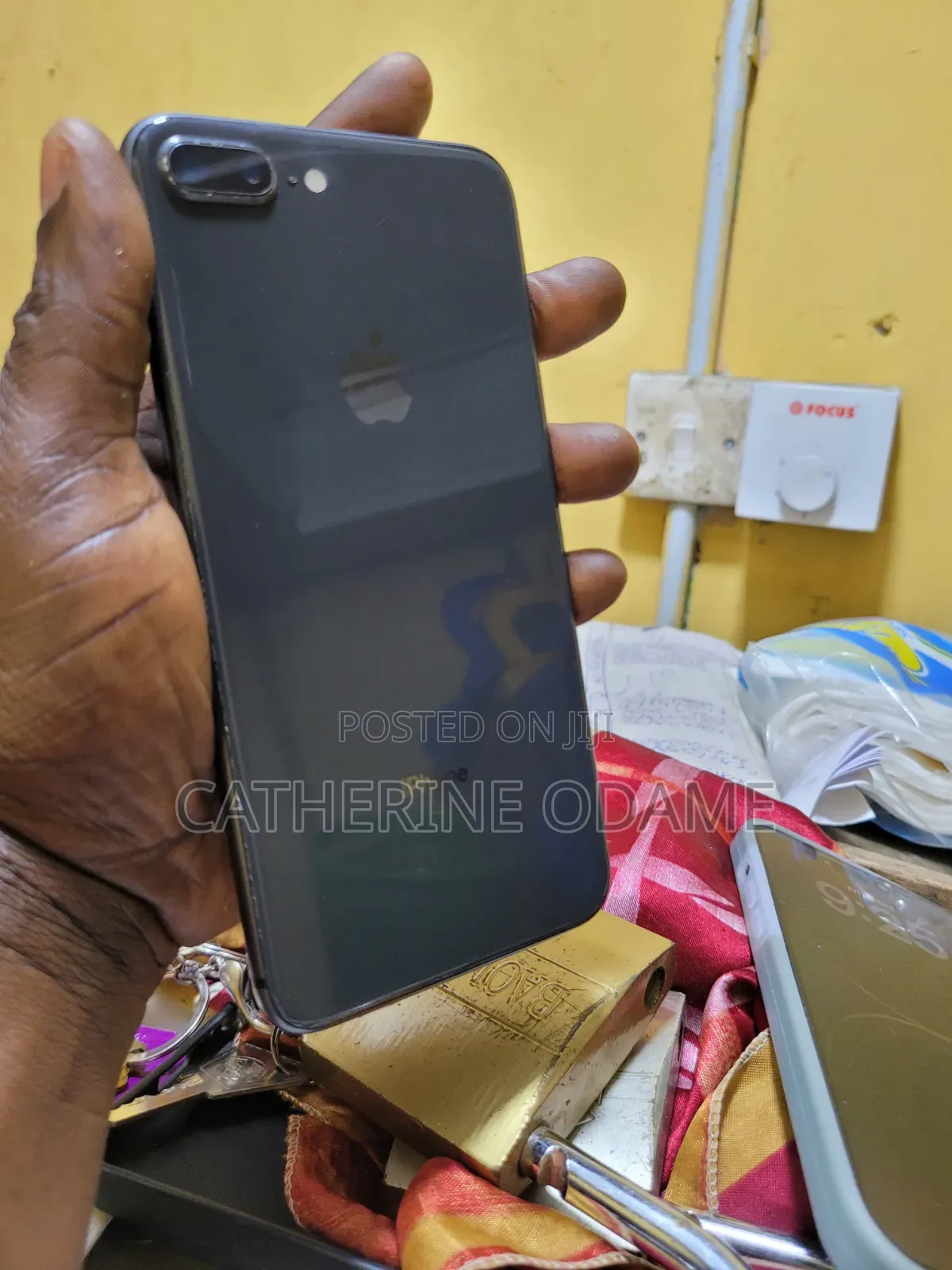 Apple iPhone 8 Plus 64 GB Black