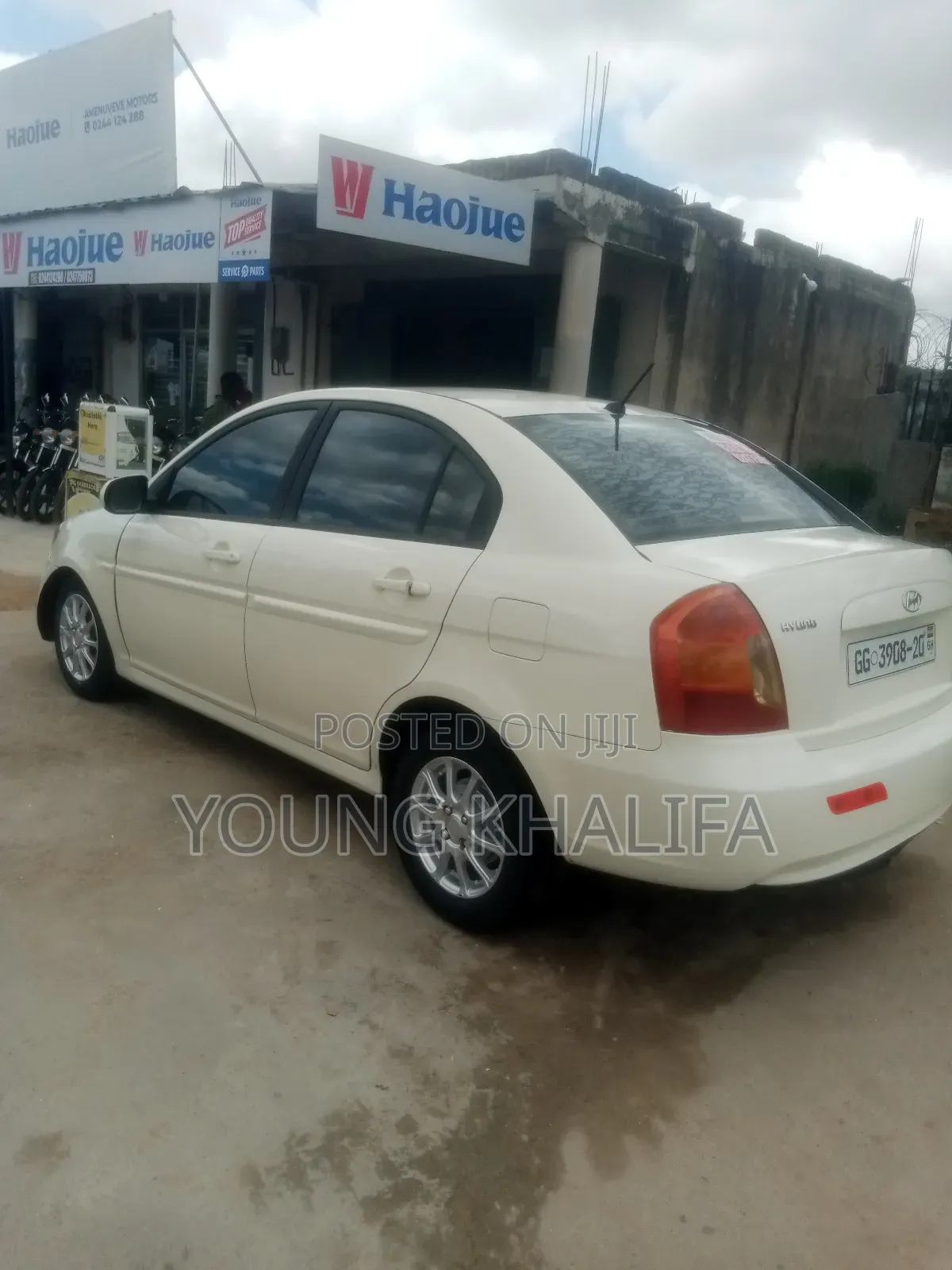 Hyundai Accent 2010 White