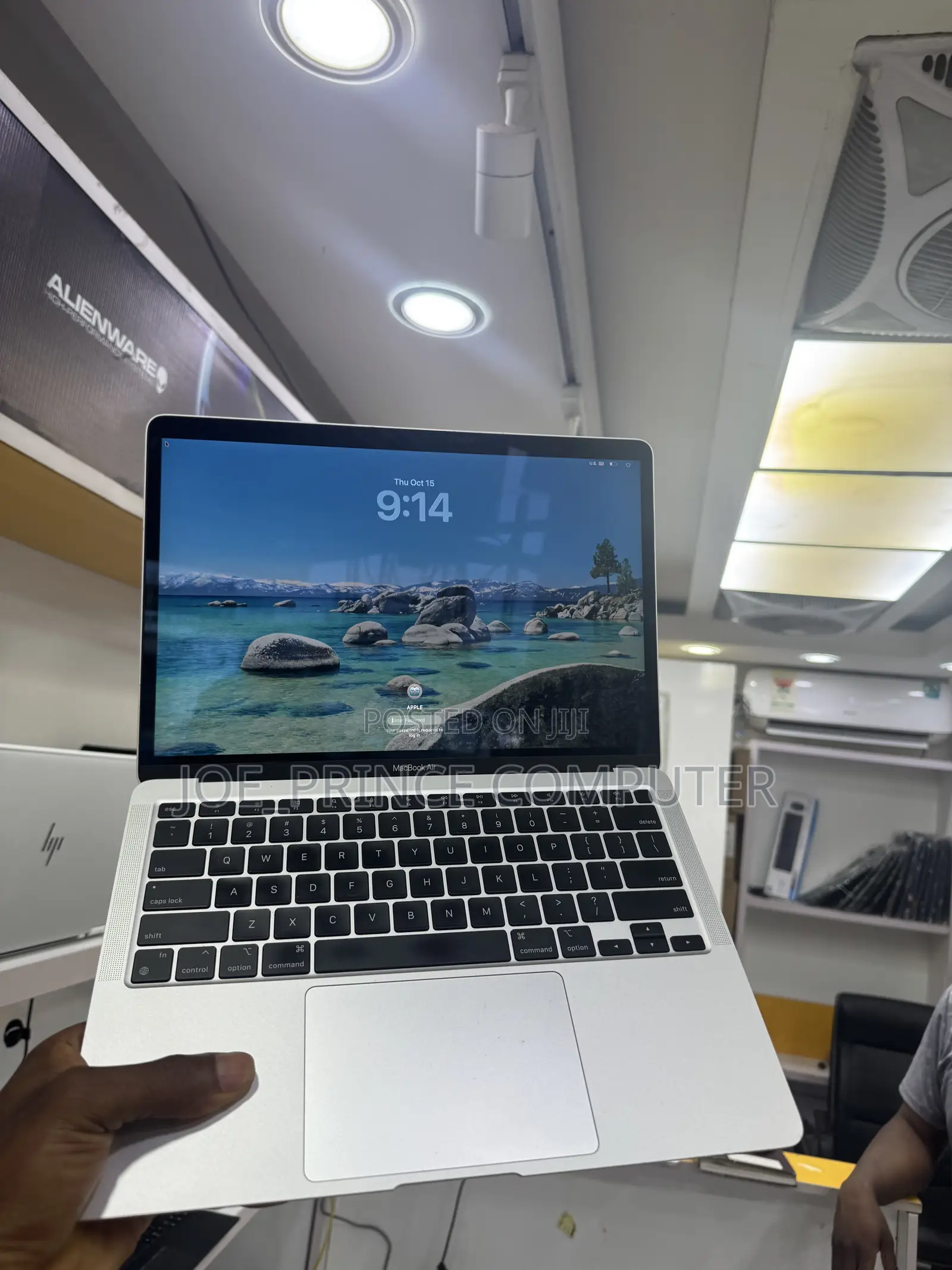 Laptop Apple MacBook Pro 2020 16GB Apple M1 SSD 512GB