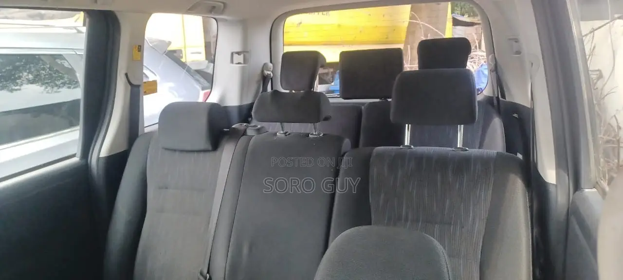 Toyota Voxy 2012 Black
