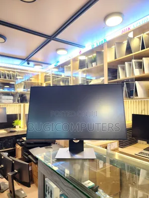 Dell Ultrasharp 27" QHD Monitor (U2719d)
