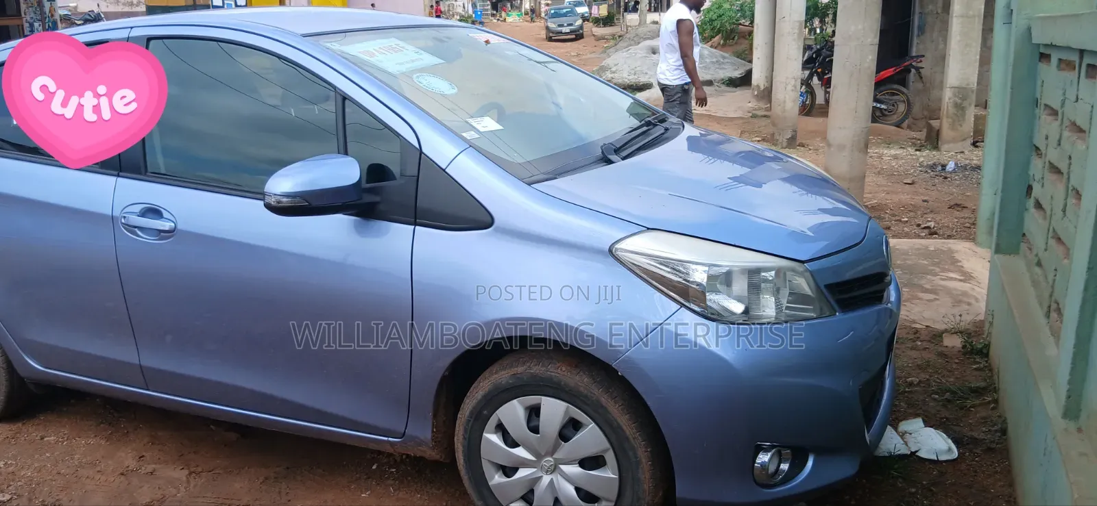 Toyota Vitz 1.3 AWD 3dr 2014 Blue