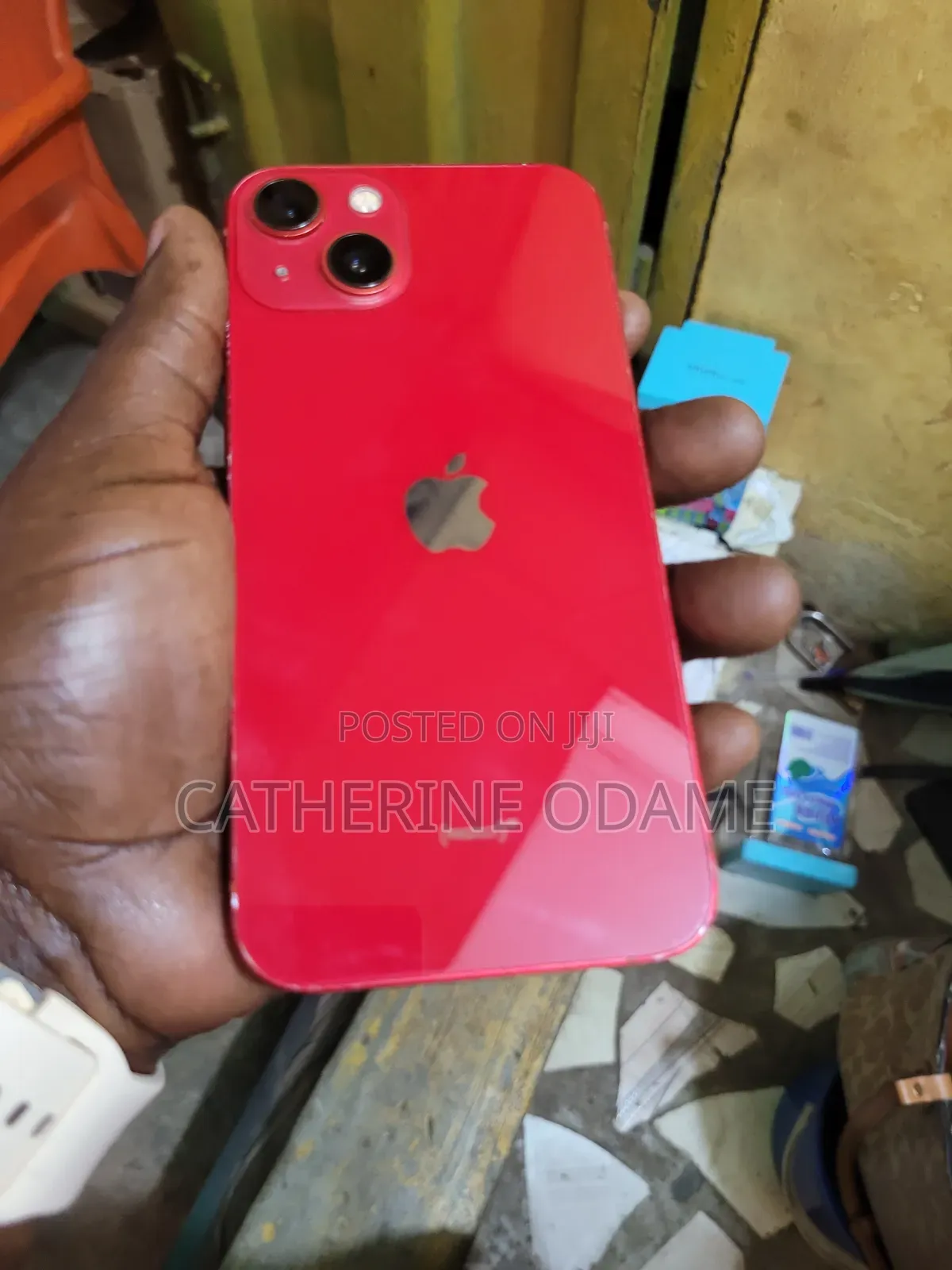 Apple iPhone 13 128 GB Red