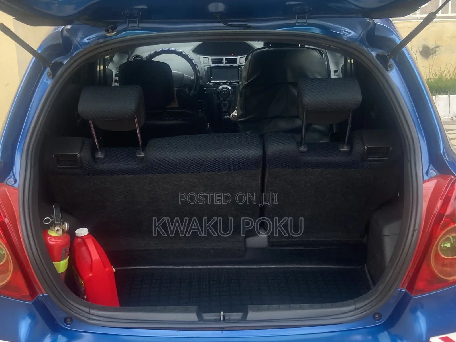 Toyota Vitz 2012 Blue