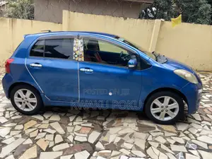 Toyota Vitz 2012 Blue