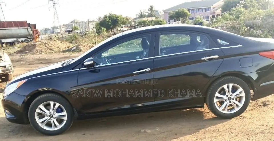Hyundai Sonata Limited Sedan FWD (2.4L 4cyl 6A) 2013 Black