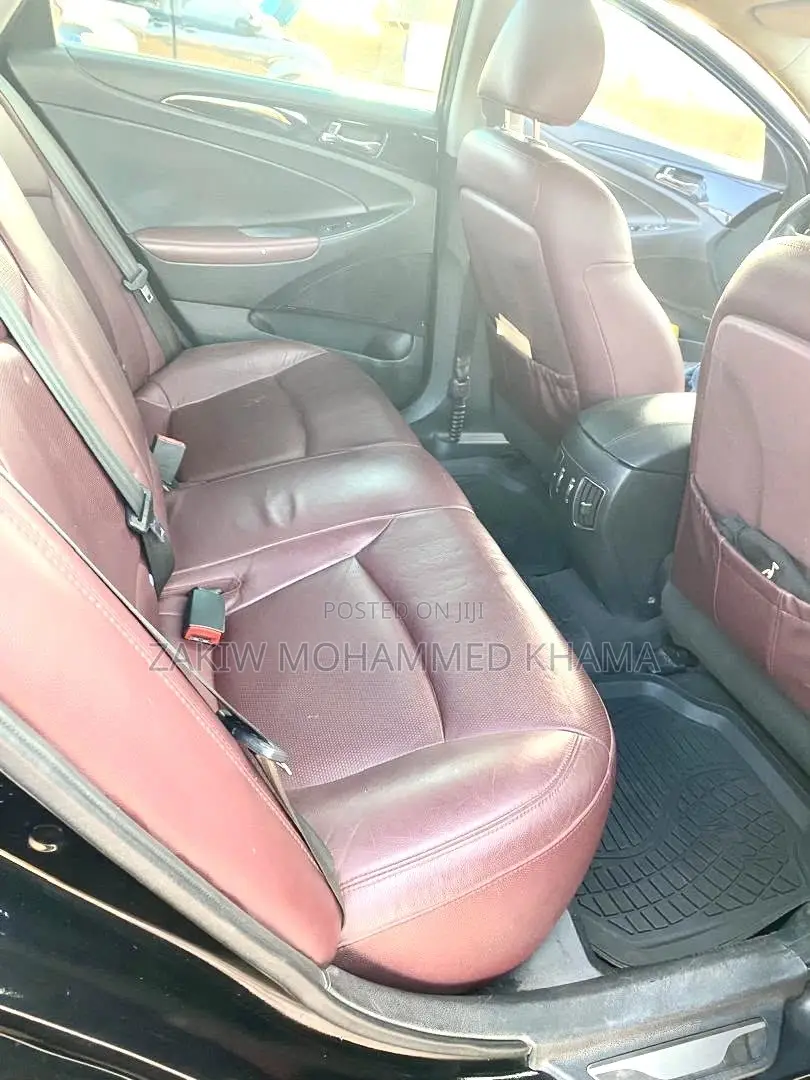 Hyundai Sonata Limited Sedan FWD (2.4L 4cyl 6A) 2013 Black
