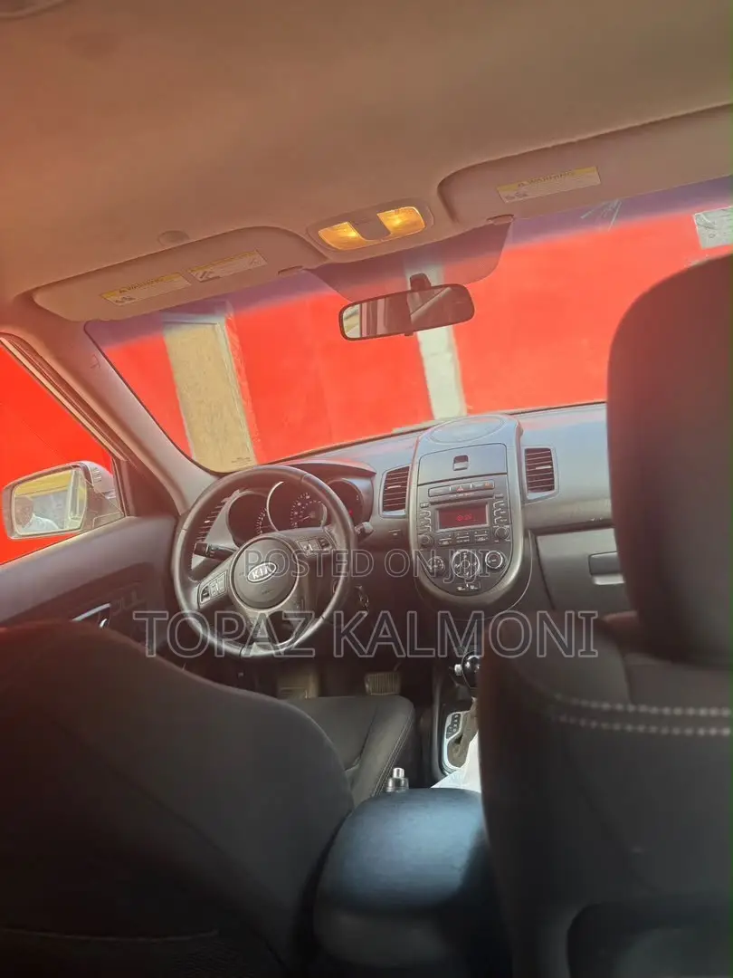 Kia Soul Automatic 2012 Silver