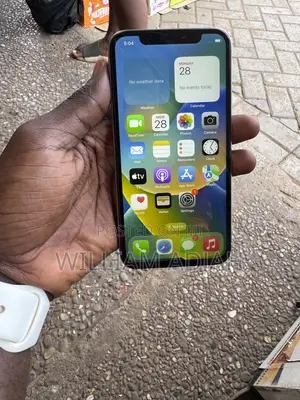 Apple iPhone X 64 GB White