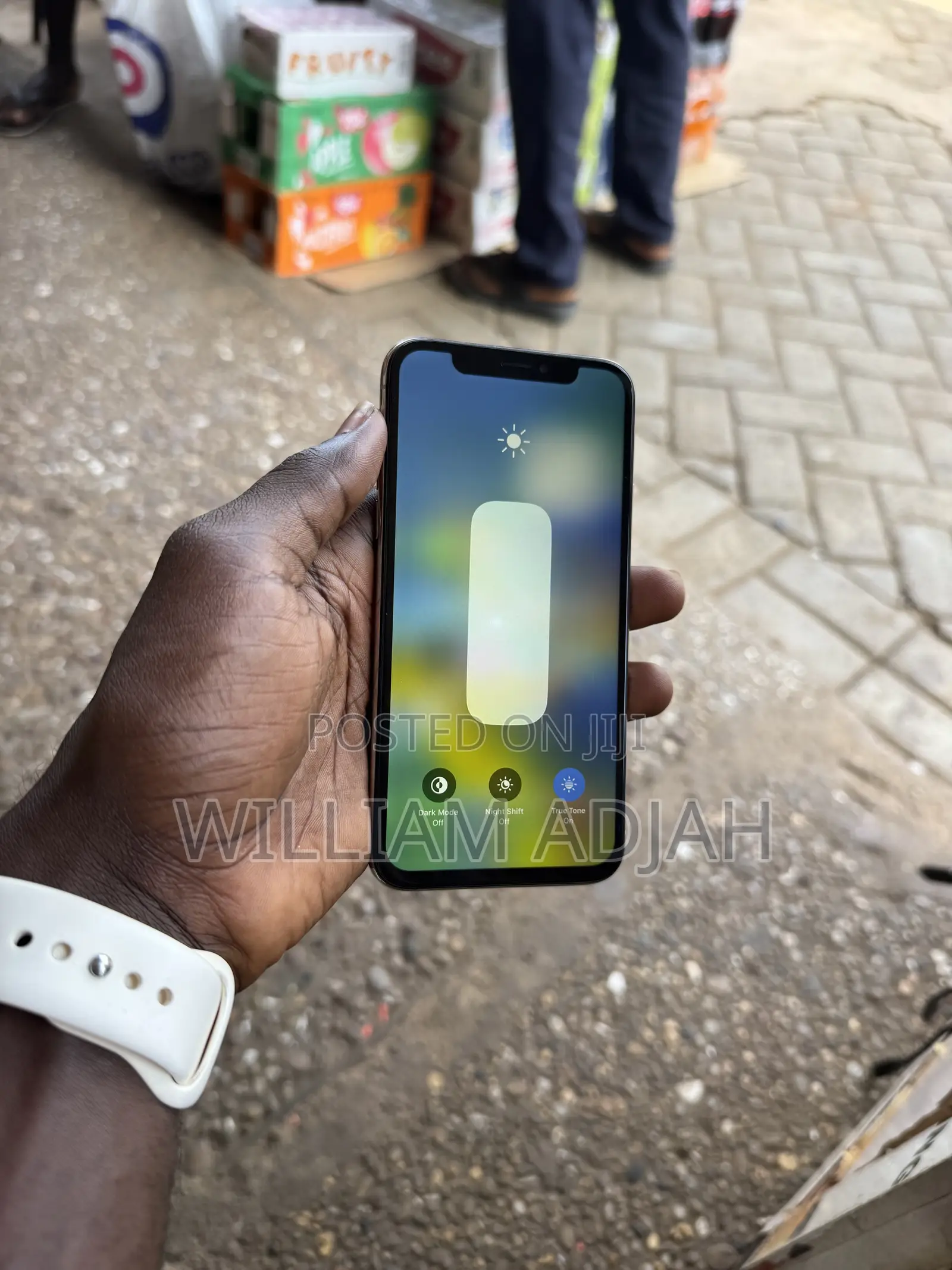 Apple iPhone X 64 GB White