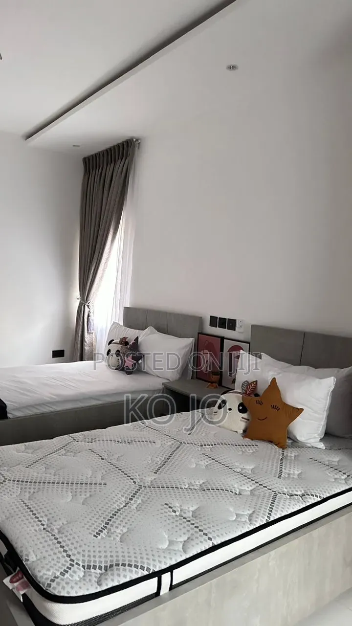Furnished 4bdrm House in The Hidden, American House for rent