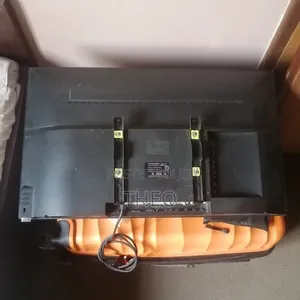 Amcon 32 Inch TV Used