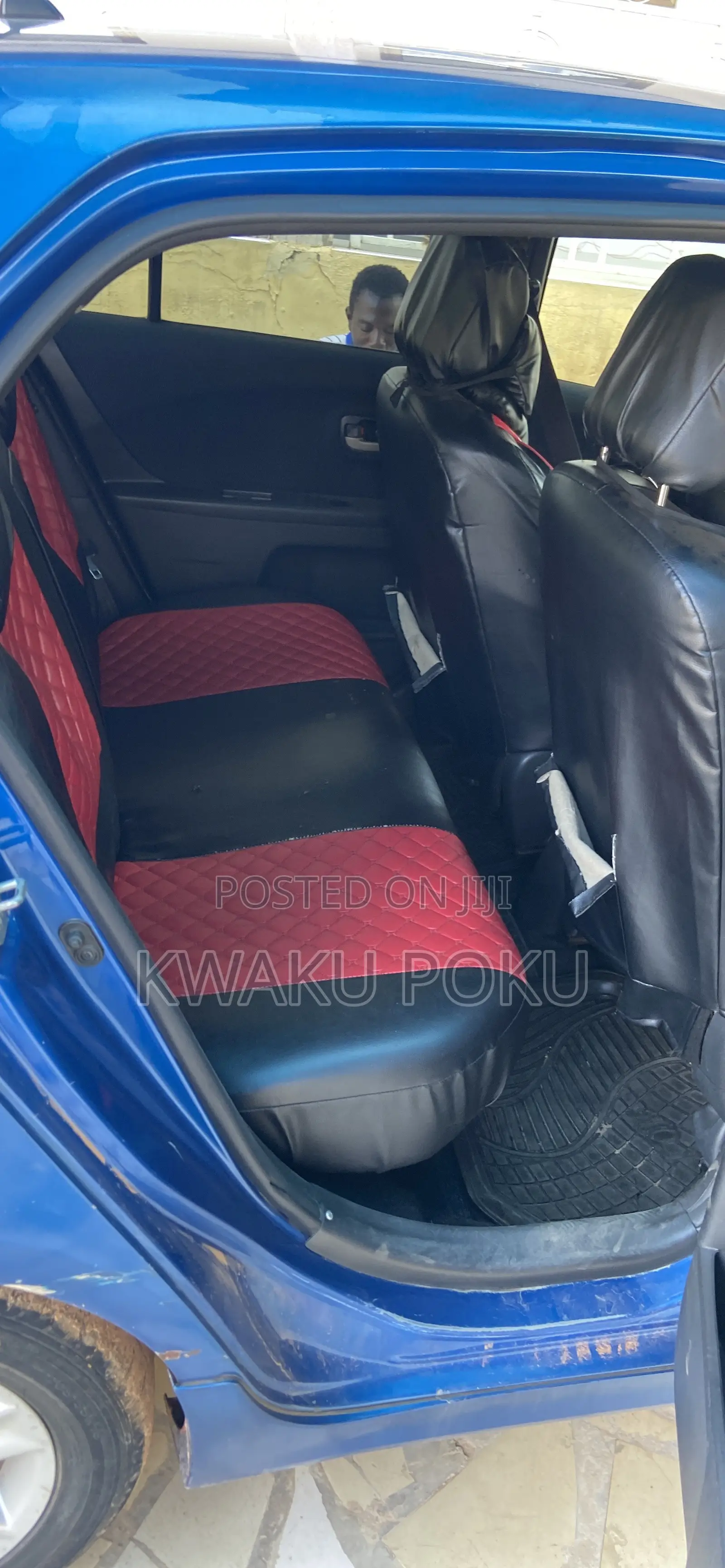 Toyota Vitz 2012 Blue