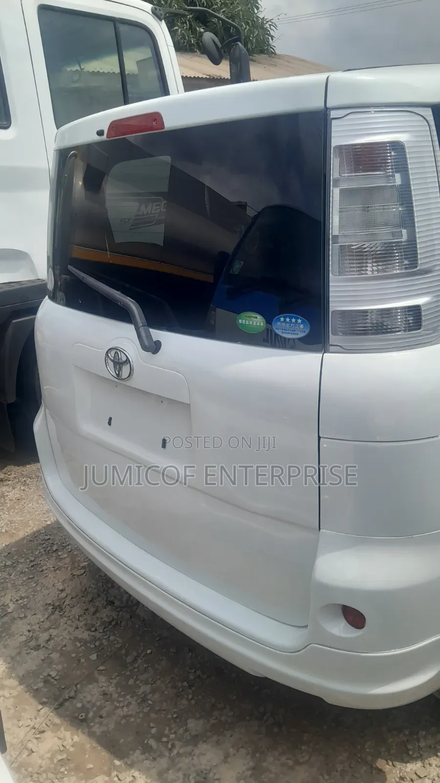 Toyota Sienta 1.5 FWD 2013 White