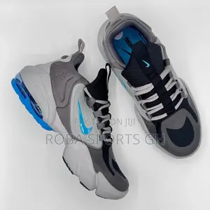 Nike Air Max Alpha Savage Sneakers