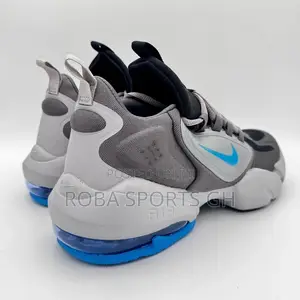 Nike Air Max Alpha Savage Sneakers