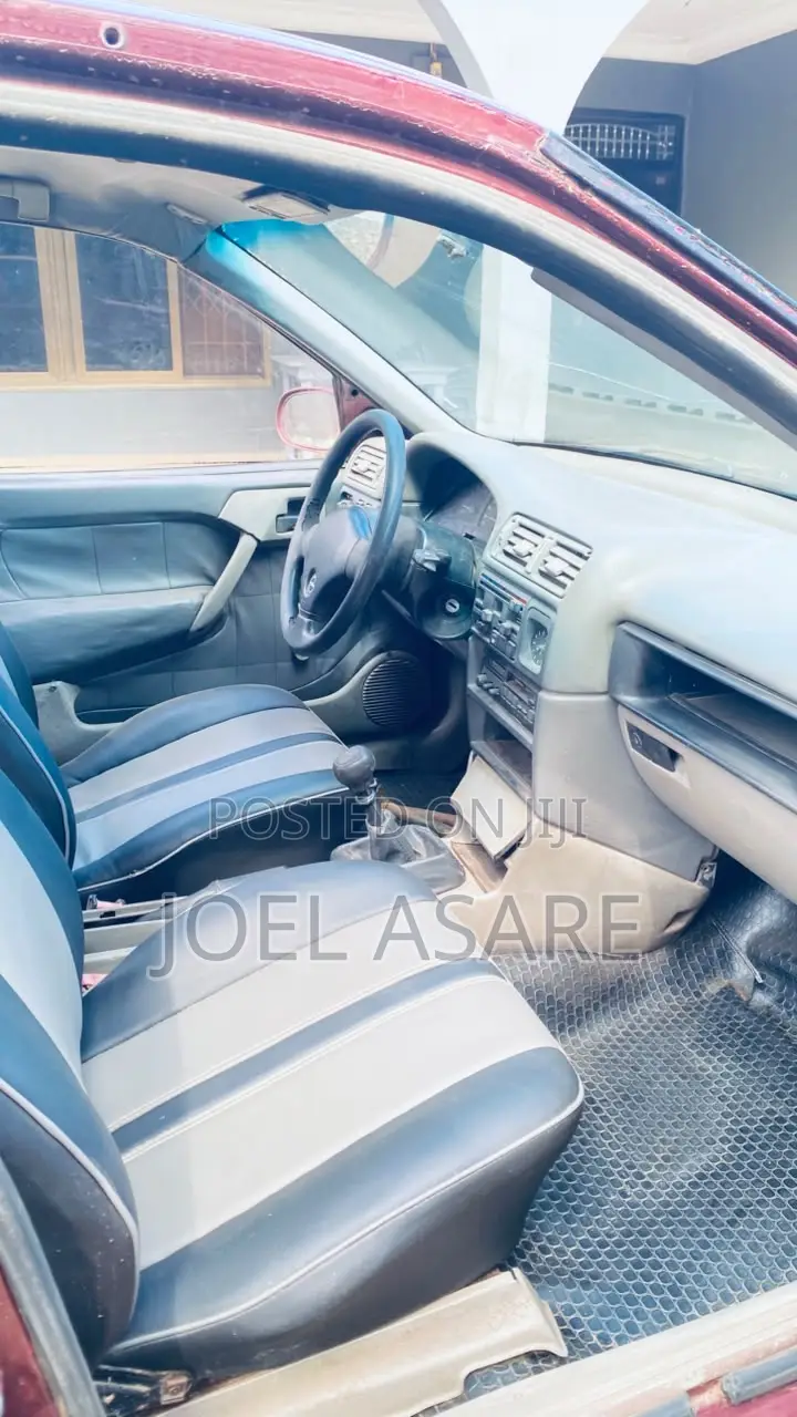 Opel Vectra 1992 Maroon