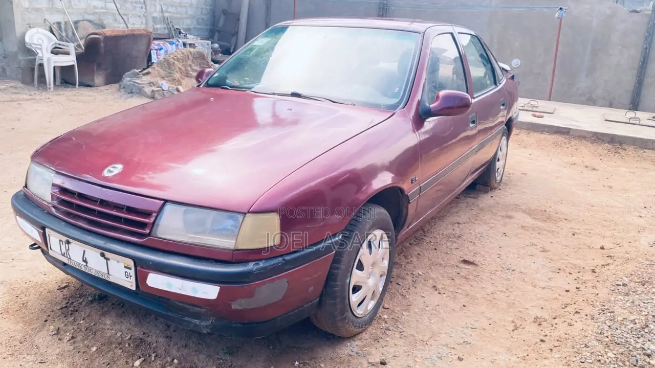 Opel Vectra 1992 Maroon