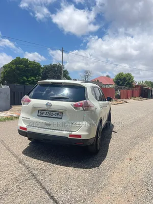 Nissan Rogue 2015 White