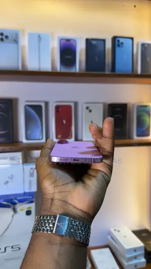 Apple iPhone 16 128 GB Pink