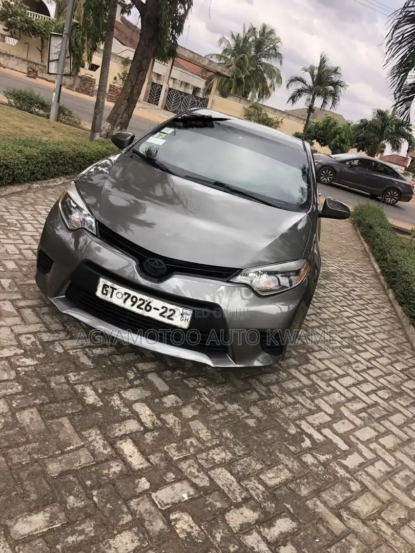 Toyota Corolla LE 4dr Sedan (1.8L 4cyl CVT) 2016 Gray