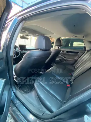 Honda Civic Touring CVT 2023 Silver