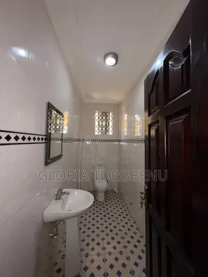 3bdrm House in East Legon for rent