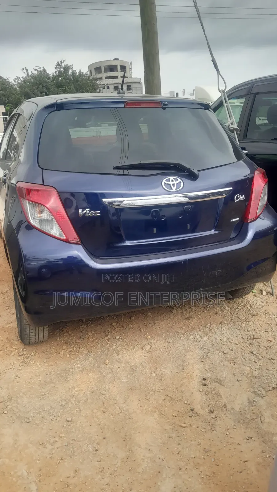 Toyota Vitz 1.3 FWD 5dr 2012 Blue