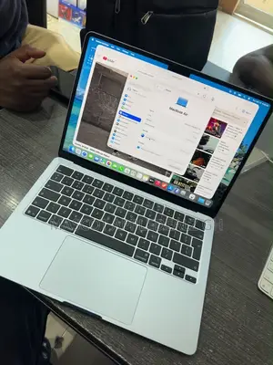 Laptop Apple MacBook Air 2026 M5 16GB Apple M5 SSD 512GB